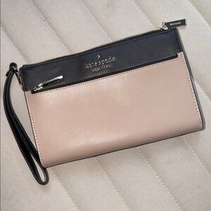 Kate Spade Black and Tan Wristlet